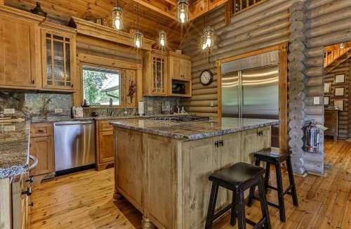 Ellijay House | Lakefront Log Elegance: True Cabin with Hot Tub and Sauna Amidst Mountain Views