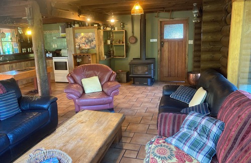 Mt Lyford Cabin | Lancewood lodge, the favourite log chalet for groups and multiple families