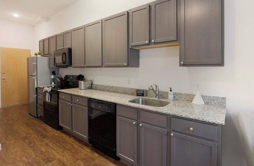 Church Hill Apartment | Landing | Chic Studio, Courtyard, Clubhouse