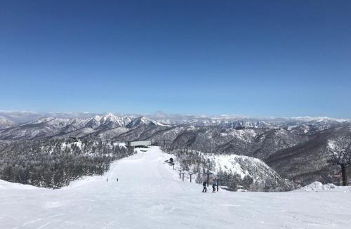 Okushiga Bed & Breakfast | Lodge Yama No Manimani - Nature Stay in Okushiga Kogen