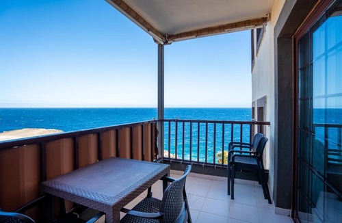 Arona Apartment | Love Me
