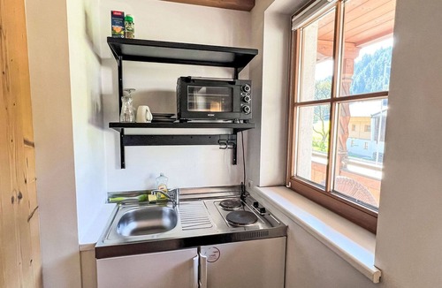 Oberndorf in Tirol Apartment | Lovely apartment for 2 people with WIFI, TV and balcony