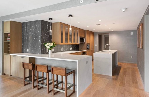 Snowmass Village Condo | Luxe Resort Penthouse - Ski in Ski Out 3 Bedroom