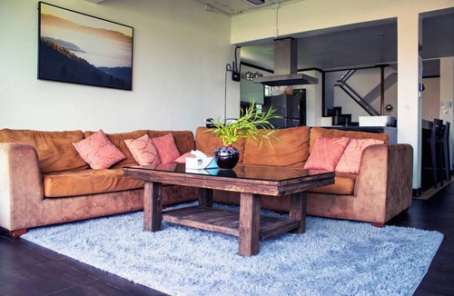 Patong Villa | Luxurious 5-Bedroom Pool Villa in Heart of Patong, Phuket