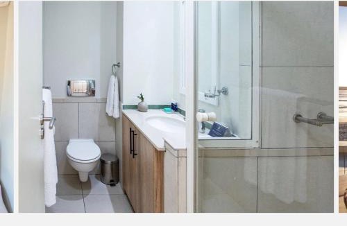 Lagoon Beach Apartment | Luxurious Accessible Apartment in Vibrant Kaapstad