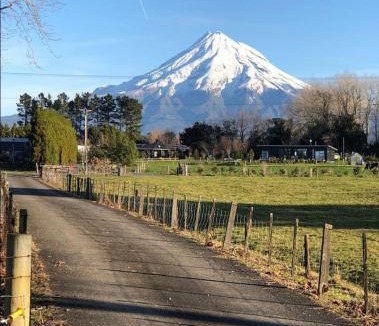 Egmont Village House | Luxury Farm Escape Tiny Home New Plymouth-Egmont Village