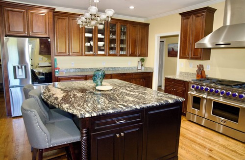 Lithonia House | Luxury Lakefront Estate- World Cup 2026- Pool, Speakeasy & Theater- Atlanta