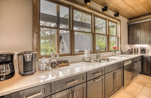 Ellijay Cabin | Luxury Mountain Retreat with Hot Tub, Sauna, and Theater