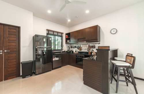 Choeng Thale Villa | Luxury Oriental Oasis - 4br Pool Villa in Laguna