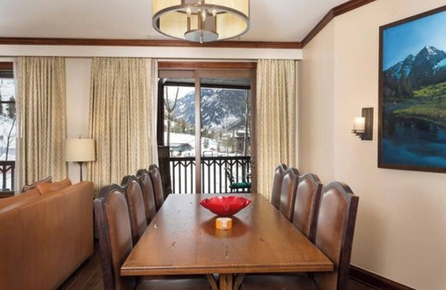 Aspen Condo | Luxury ski in/ski out 3BR residence club condo at The Ritz-Carlton