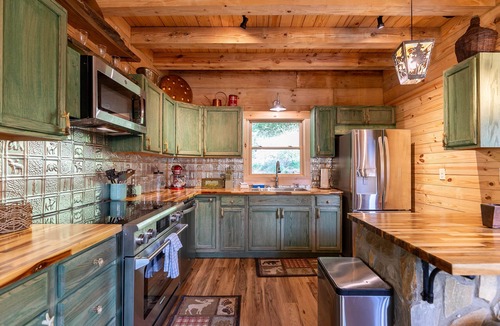 Seven Devils Cabin | Mamas Mountain Place -custom home, pet friendly, hot tub, large entertain room with foosball, pond