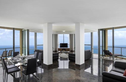 Surfers Paradise Apartment | Mantra Sun City
