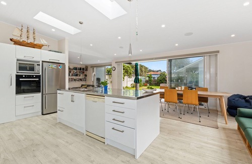 Matapouri House | Matapouri Family Retreat - Matapouri Holiday Home