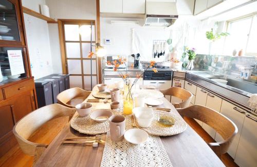 Yuzawa-machi Villa | Max 29 ppl, Entire building, near ski resort,16 beds, 4 futons ,Washer and dryer!