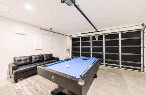 Hornby Apartment | Modern 4BR Stay with Large Living Area in Hornby