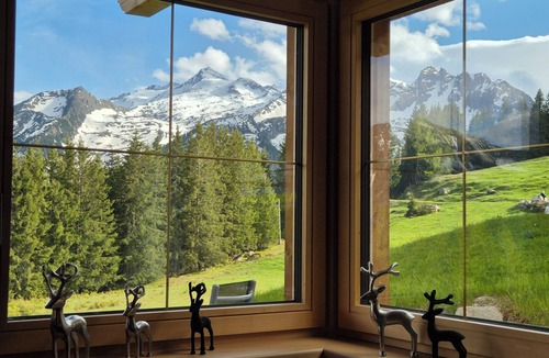 Hochkrimml House | Modern chalet with mountain view, sauna, and close to the slopes