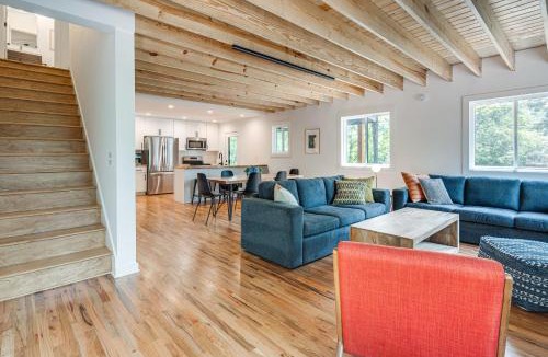 Hendersonville House | Modern Hiker's Haven w/DuPont State Forest Views!