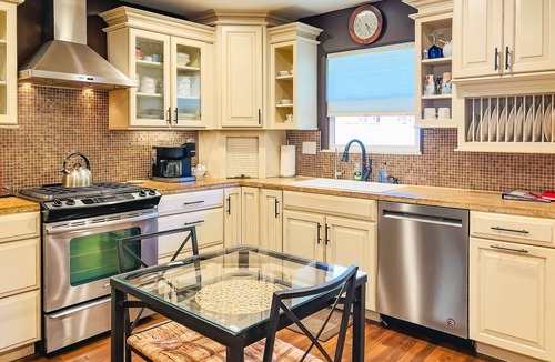 Seaside House | Monterey County Seaside, Bungalow minutes from the Ocean !