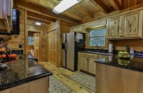 Ellijay Cabin | Moonlight Hideaway | Ellijay, GA