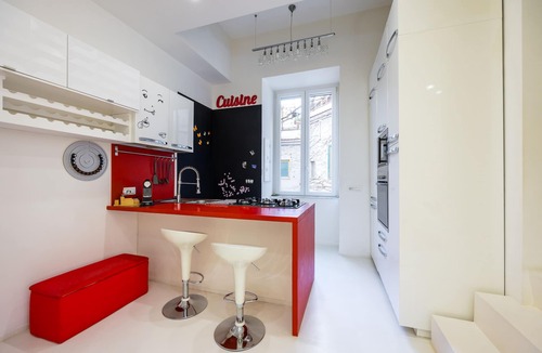 Vomero Apartment | Morghen Red Passion and Pop Art