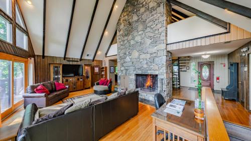 Woodfin House | Mountain hideaway long range views with pool table, hot tub and spectacular fireplace