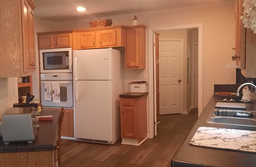 Fleetwood House | Mountain Retreat in Blue Ridge Mountains. Privacy! Owner Managed.