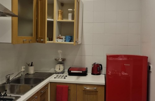 Vittorio Emanuele Apartment | Napoli SottoSopra a Chiaia, Elegant central apartment for groups and families