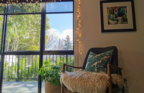 Lynmore House | Nature and Birdsong | A Peaceful Escape Near the Redwoods