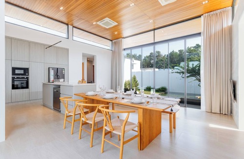 Choeng Thale Villa | New Prime Location Near Boat Avenue V306