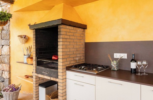 Sant Carles de Peralta Villa | New! Villa Llosas de Dalt