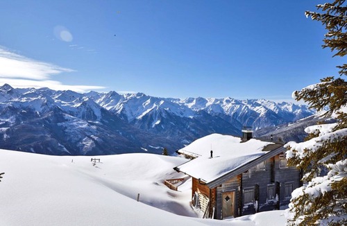 Paß Thurn Apartment | Nice apartment for 10 people with WIFI, pool, TV and terrace