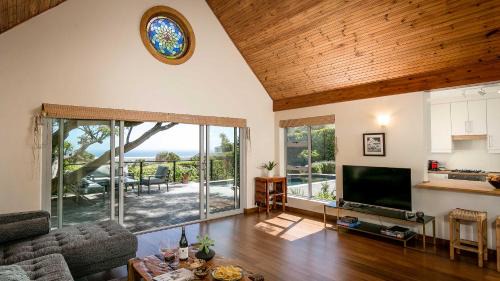 Redhill House | Noordhoek's Hidden Gem - backup power