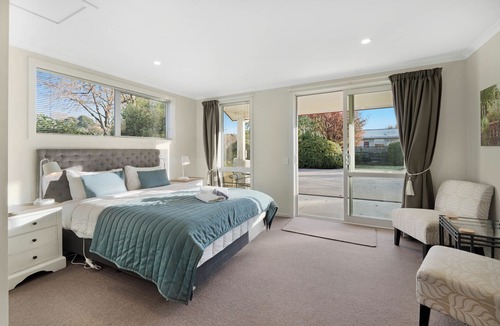 Gore Hotel | Oakleigh Motel