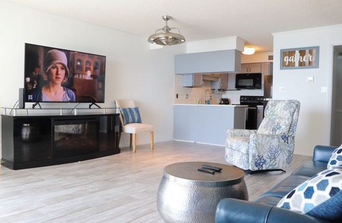 Ocean Drive Condo | OCEAN BLISS! Beautiful oceanfront condo with large balcony and amazing views!