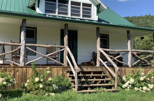 Todd House | Off-the-Grid Historic 1930 Farmhouse Adventure on Working Horse Farm with Sauna