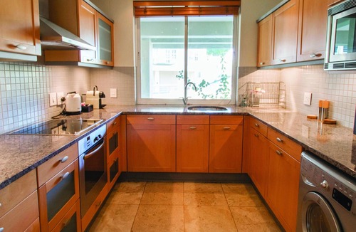 Victoria and Alfred Waterfront Apartment | One Bedroom Apartment - fully furnished and equipped