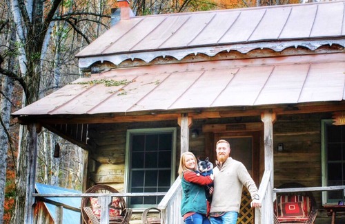 Roseland Cabin | Original 1798 Antique Appalachian Chestnut log cabin- "Annies Cabin"