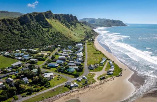Kairakau House | Pacific Vista - Hawkes Bay Holiday Home