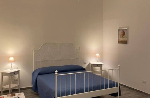 Boscoreale Bed & Breakfast | Palazzo d'Aquino, Large Double Room num1