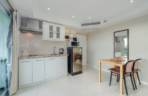 Kata House | Panoramic 1BR Pool, Sauna kata ocean view C196