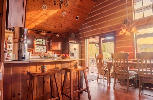 Sugar Grove House | Panoramic Mountain View Escape: Luxe Jacuzzi Suite & Hot Tub. 15 Min to Boone