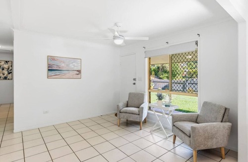Rochedale South House | Peaceful 3BR Family Home in Rochedale South