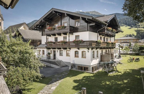 Hollersbach im Pinzgau House | Pihapper apartment rental - Scharrerhof, baby and children's farm
