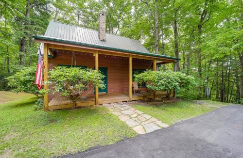Deep Gap House | Private Cabin on 2 Acres: Hot Tub, 10 Mi to Boone!