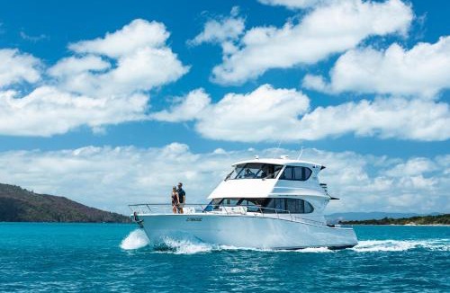 Airlie Beach Boat Rental | Private Charter - Ocean Free