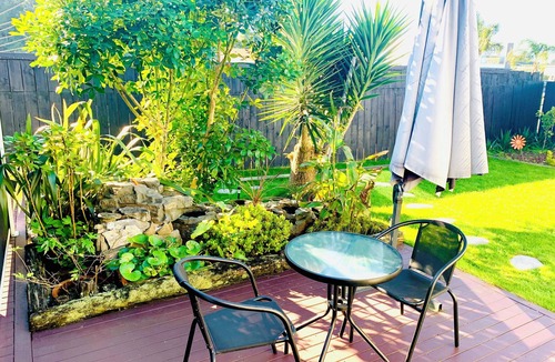 Rosedale House | Private Double Cozy Guest Suite with Private Garden-Walk Distance Rosedale Park