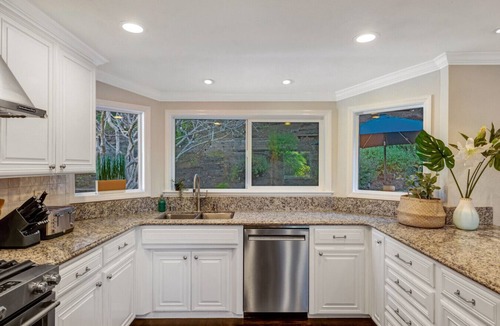 Aptos House | Private Pool Villa for family getaways