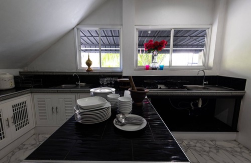 Chalong Villa | Private pool villa Nap Dau Crown for Family and Friends/Private Chef available