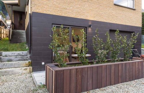Queenstown Apartment | Private Studio on Fryer