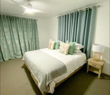 Voelklip House | Pura Vida Hermanus